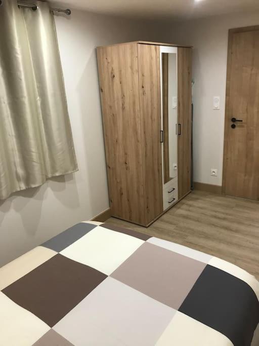 Paisible Logement Tout Equipe Pour 1 A 6 Personnes Ebersheim Dış mekan fotoğraf