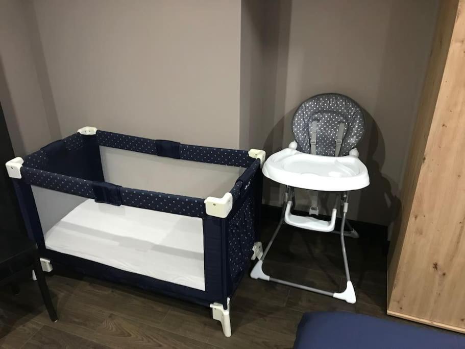Paisible Logement Tout Equipe Pour 1 A 6 Personnes Ebersheim Dış mekan fotoğraf