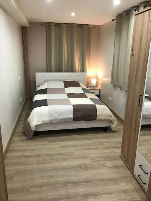 Paisible Logement Tout Equipe Pour 1 A 6 Personnes Ebersheim Dış mekan fotoğraf